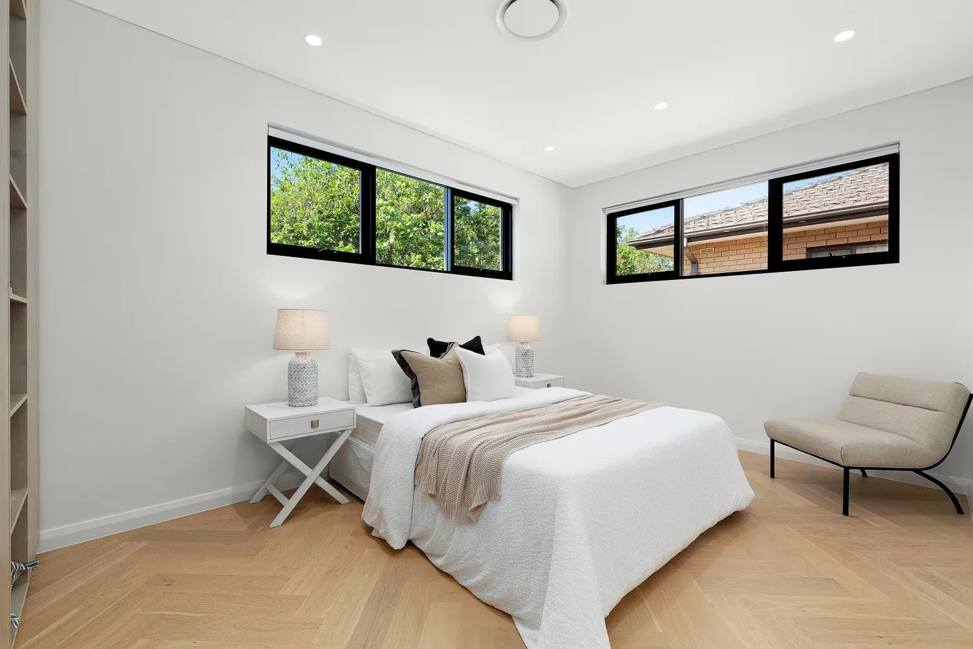 Aluminium highlight windows in a Sydney bedroom project